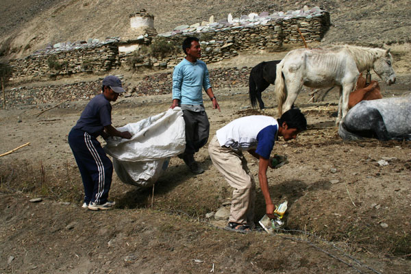 An Environmental Friendly Trekking to Markha and Lamayu ...