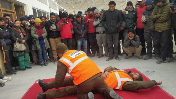 District Administration Leh organises workshop on safety and cleanliness on Chadar Trek.