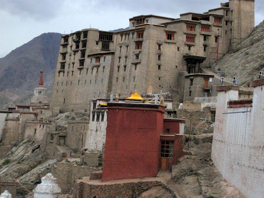 Leh Palace