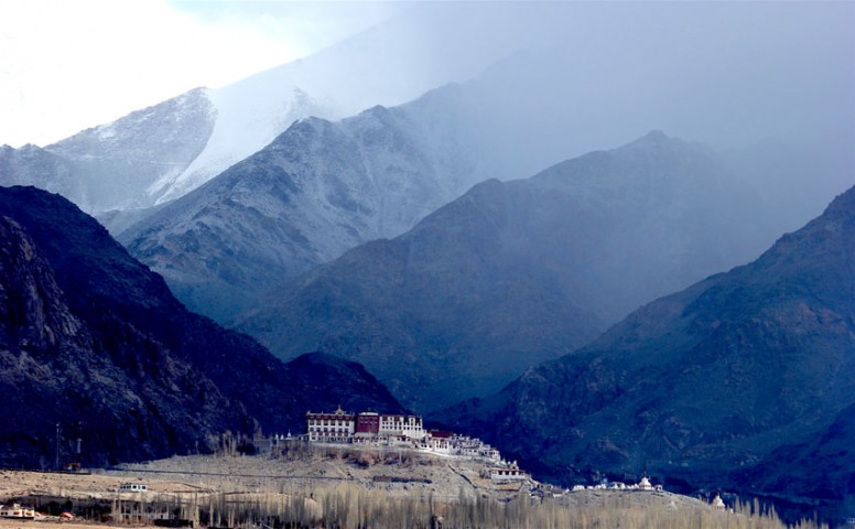 PHYANG TO HUNDER TREK