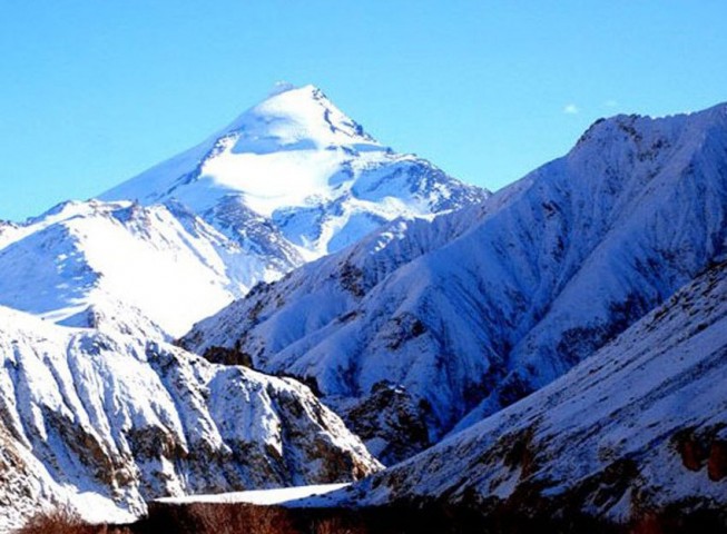 Kangyatse Peak 6200m