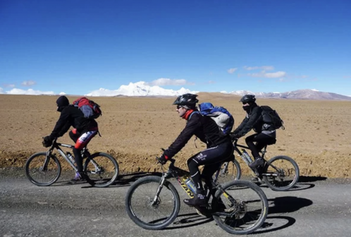Highest Motorable Road Cycling Tour