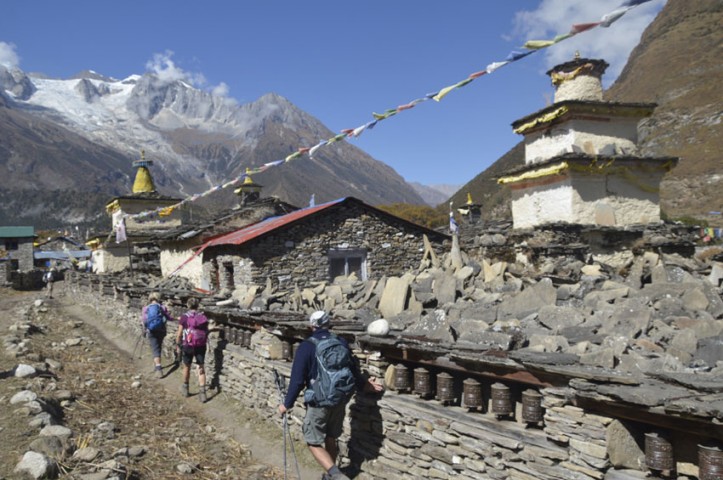 Manaslu Larkye Pass Trek